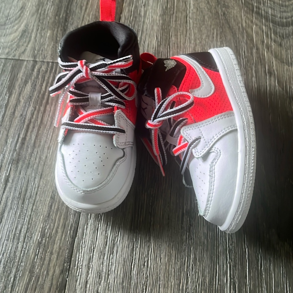 Toddler Jordan Ones shoes size 8c